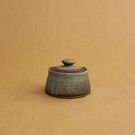 Load image into Gallery viewer, La Vara Sugar Pot - Matte Blue
