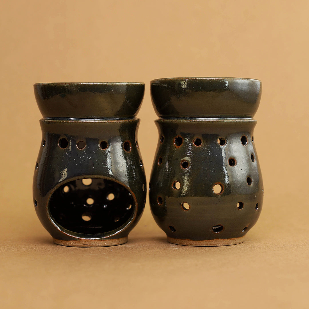 Aromatherapy with Handmade Ceramic Diffuser – Clay & Glaze
